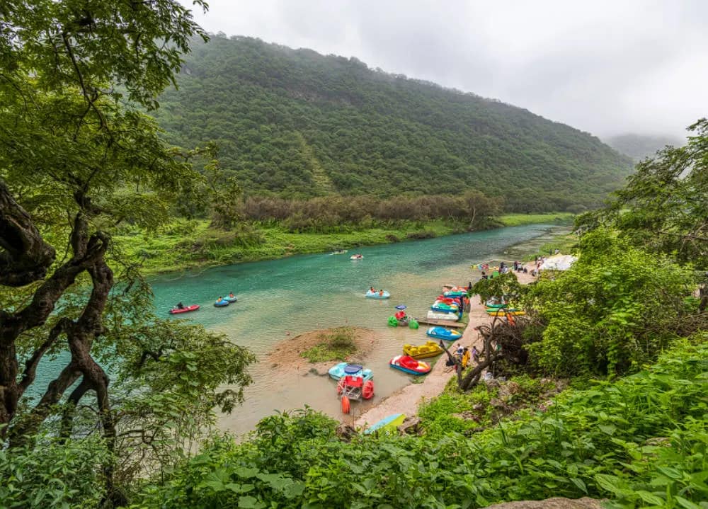 Salalah city travel card image in Oman