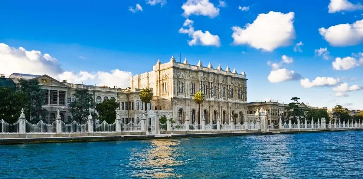 Dolmabahçe Palace palace & historical landmark in Istanbul, Turkey