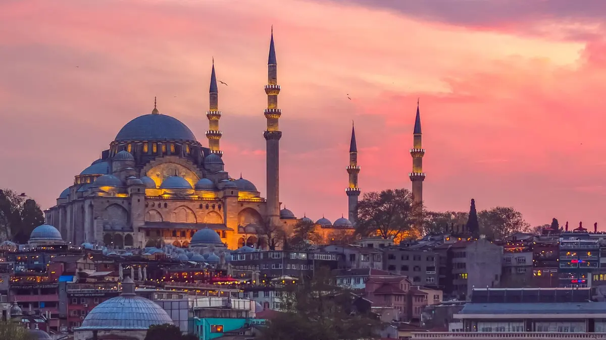 Süleymaniye Mosque historical landmark in Istanbul, Turkey
