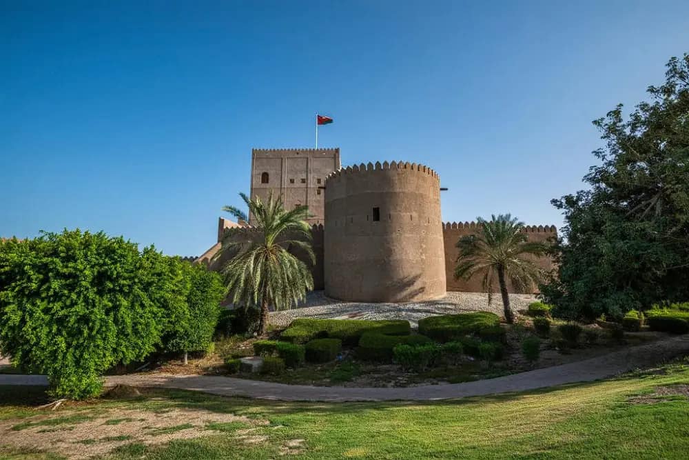 Sohar Fort travel view 1