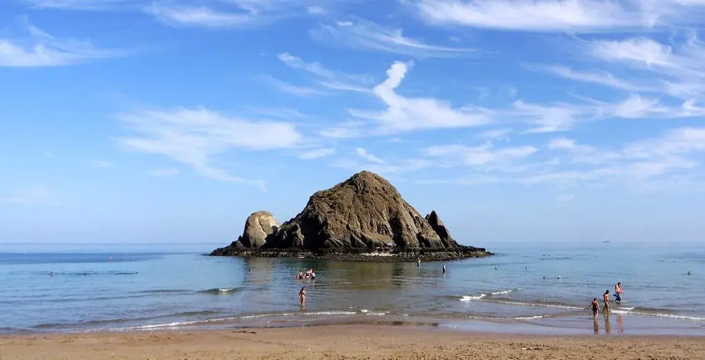 Snoopy Island island in Fujairah, United Arab Emirates