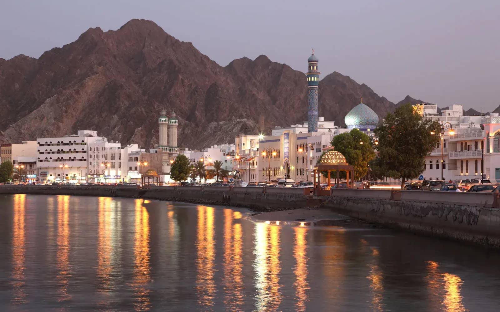 Best places to visit in Oman with mountains, wadis, forts, beaches, and desert landscapes